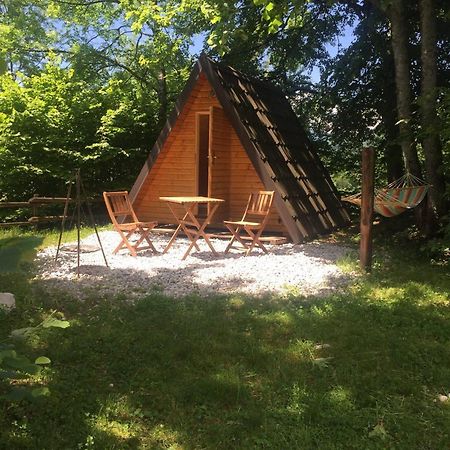 Glamping Krn Hotel Кобарид Екстериор снимка